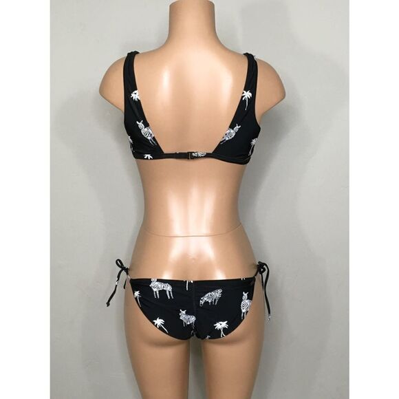 New. Volcom zebra and palm tree string bikini. - Picture 3 of 8